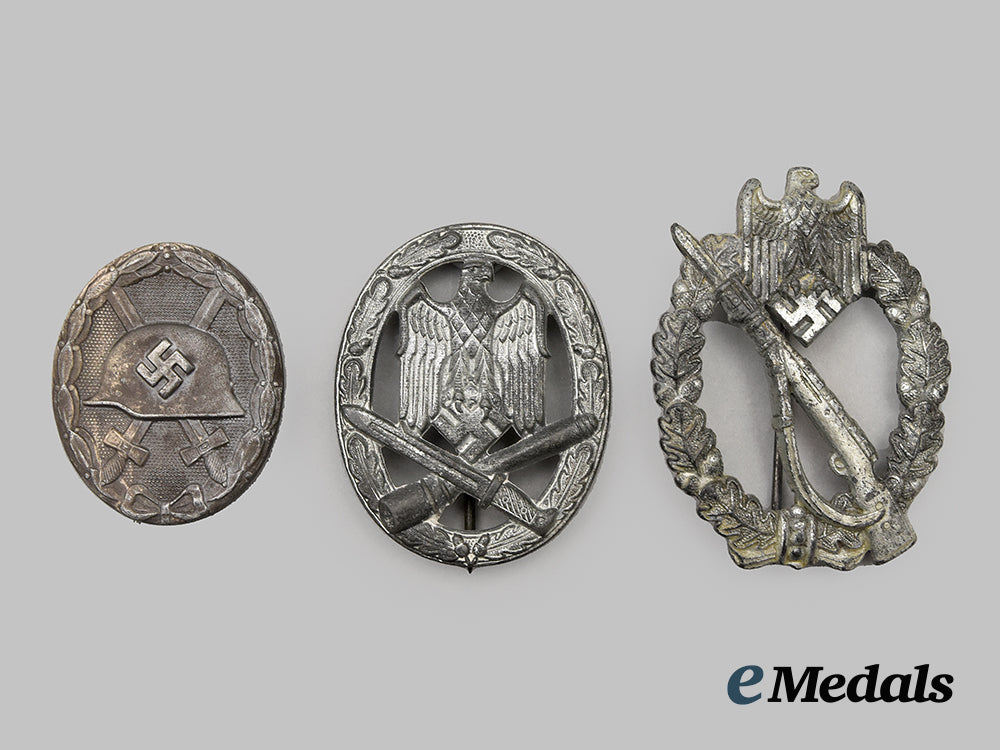 germany,_wehrmacht._a_lot_of_service_badges__mnc6600_1