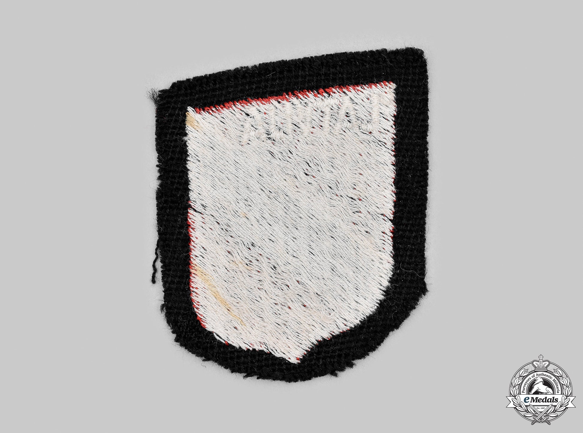 germany,_ss._a_waffen-_ss_latvian_legion_volunteer’s_sleeve_shield__mnc6760_m20_0550_1