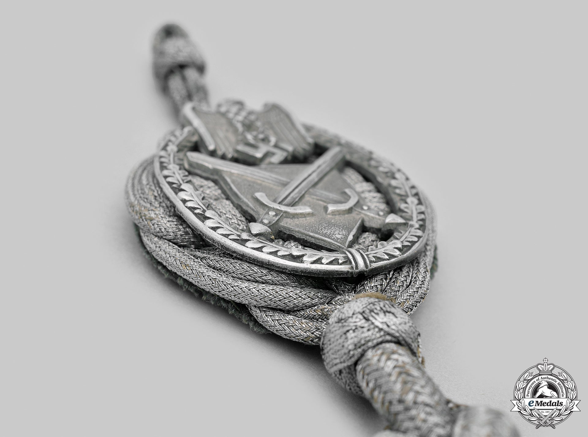 germany,_heer._a_marksmanship_lanyard,_grade_v__mnc7074_m20_0605_1