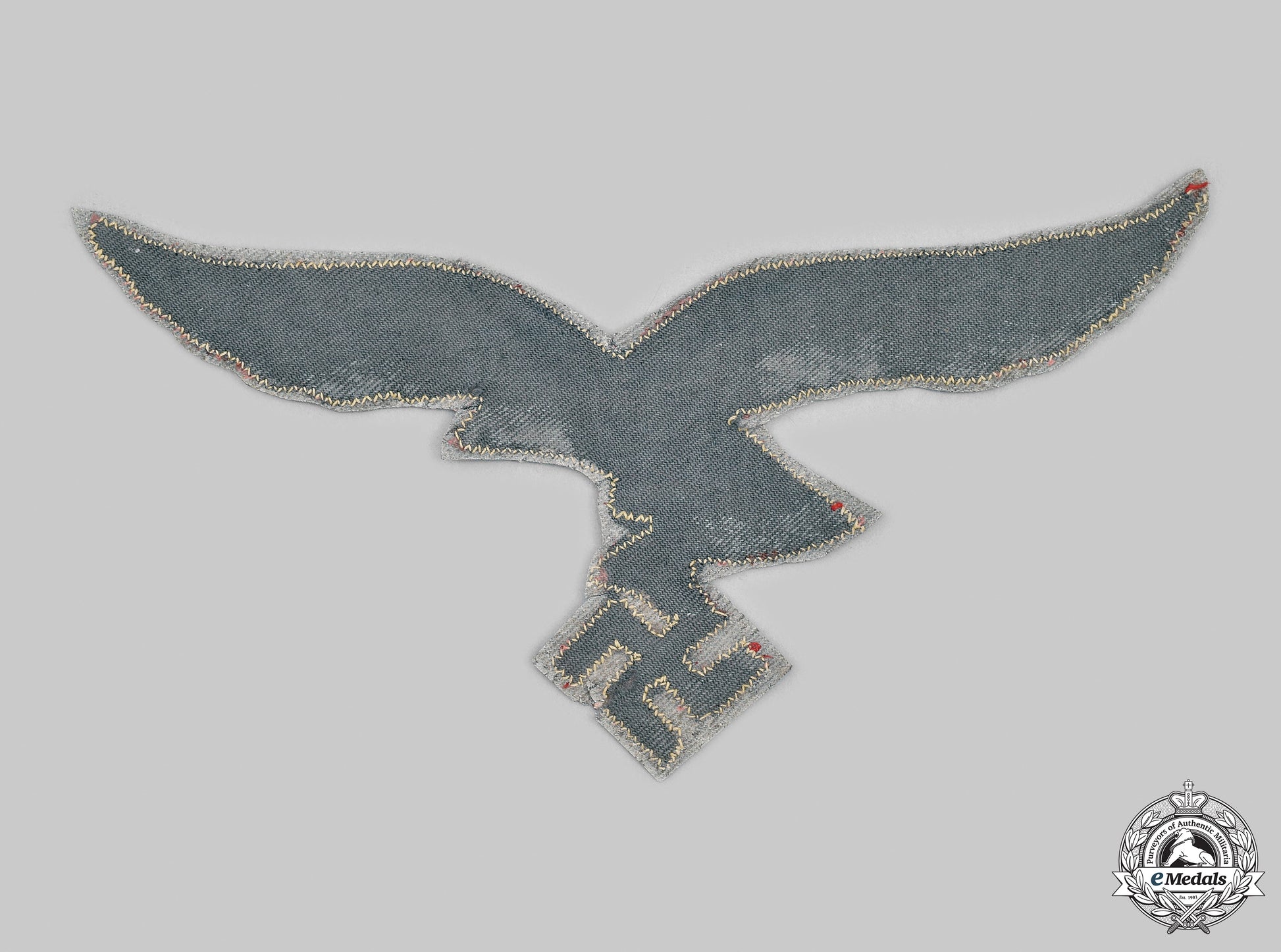 germany,_luftwaffe._a_flak/_artillery_standard_flag_eagle_insignia__mnc7360_m20_0398