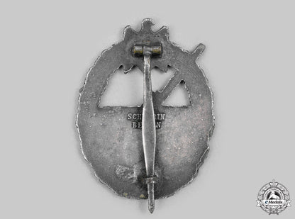 germany,_kriegsmarine._a_coastal_artillery_war_badge,_by_schwerin__mnc7366_m20_0401