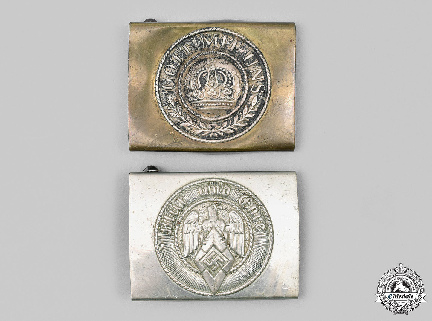 germany._a_pair_of_belt_buckles__mnc7410_m20_0426