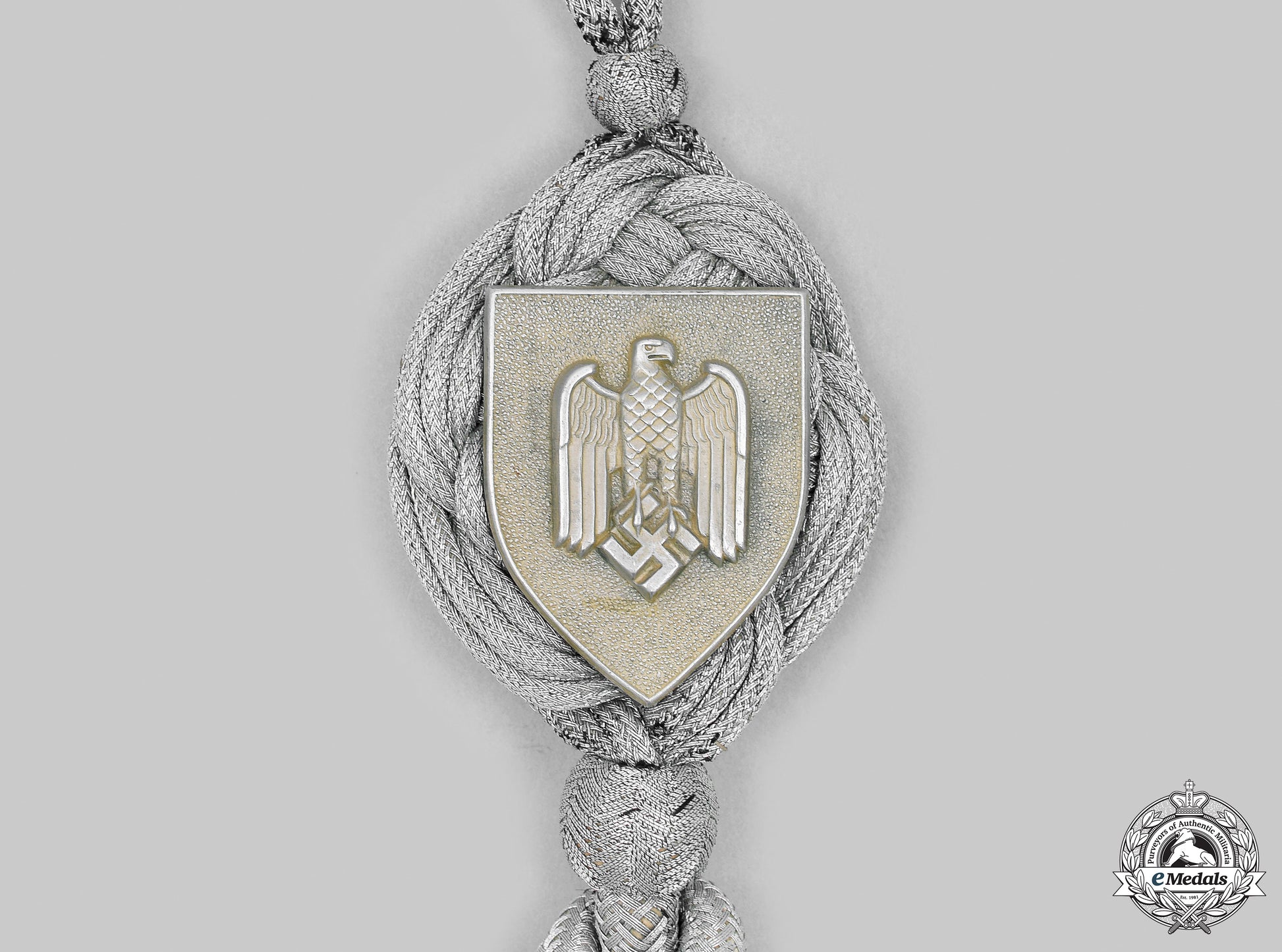 germany,_heer._a_heer_marksmanship_lanyard,_grade3__mnc7447_m20_0446