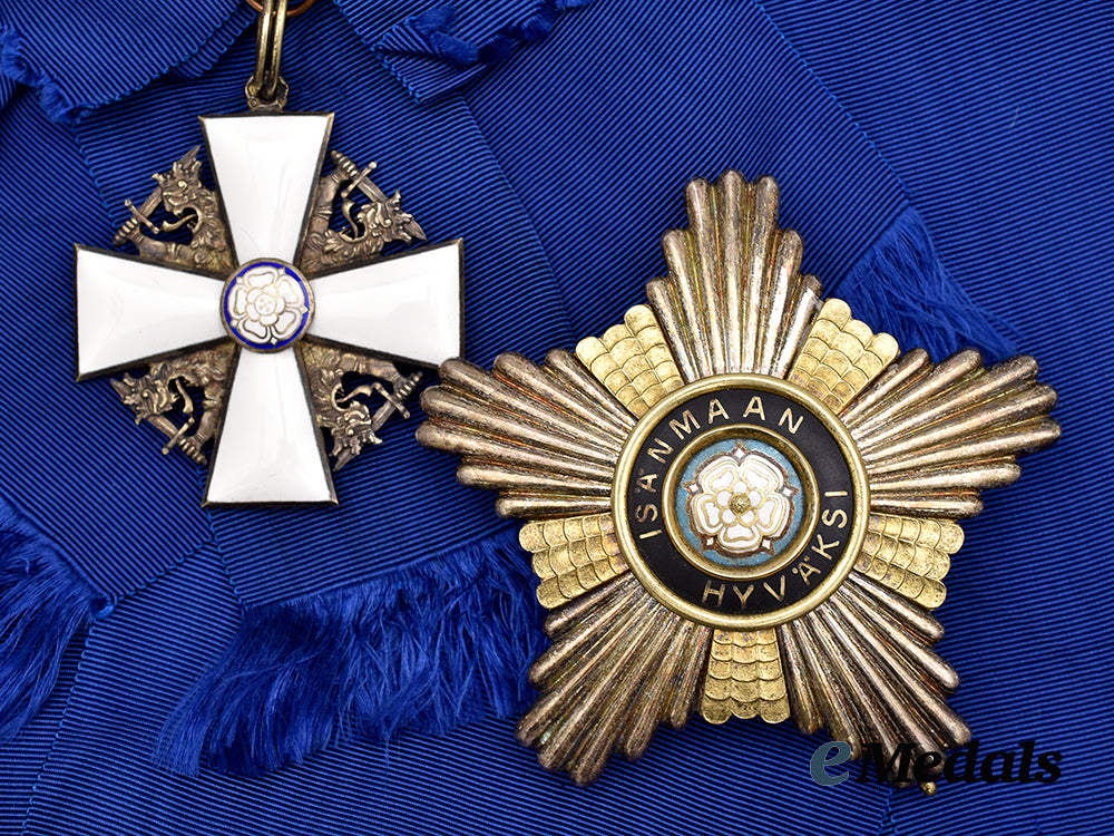 finland,_republic._an_order_of_the_white_rose,_grand_cross_set_by_a._tillander,1922__mnc8003