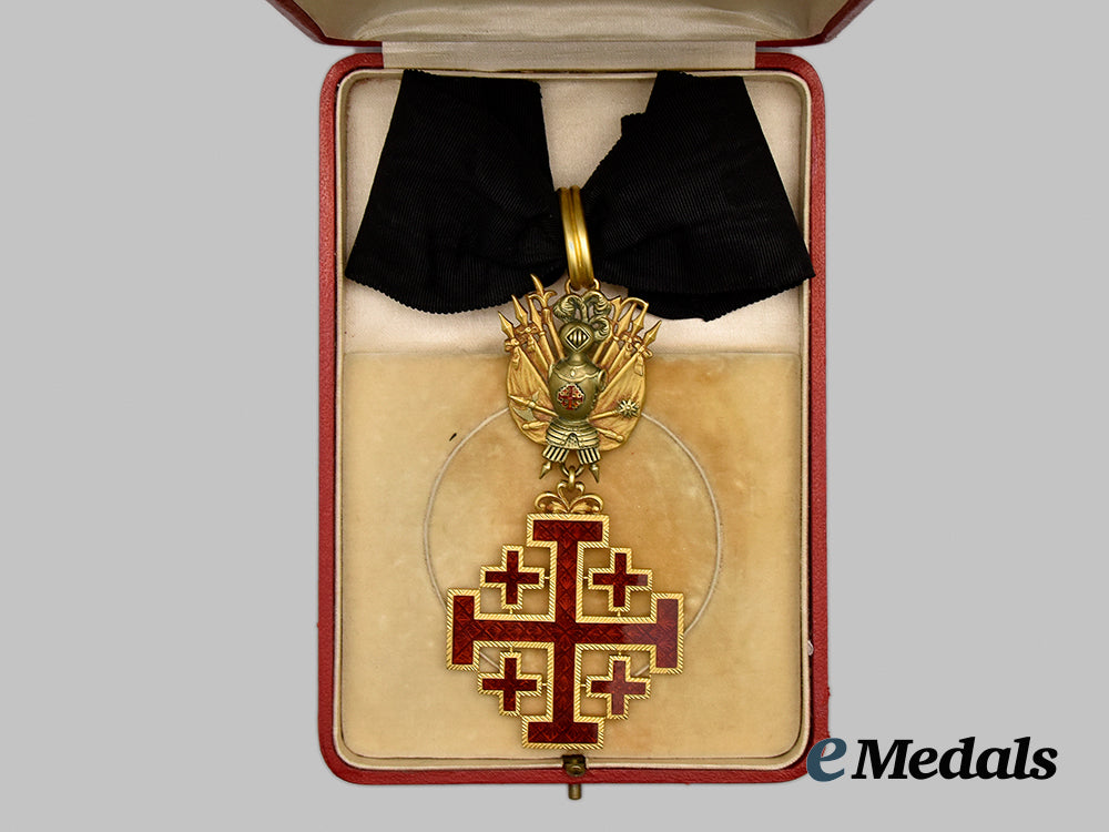 vatican,_city_states._an_equestrian_order_of_merit_of_the_holy_sepulcher_of_jerusalem,_commander_in_gold,_by_tanfani&_bertarelli__mnc8127