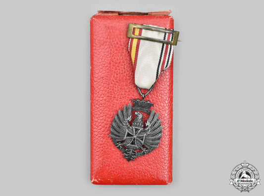 spain,_fascist_state._a_medal_of_the_russian_campaign,_officer's_version_with_case,_c.1943__mnc8638_m20_0921