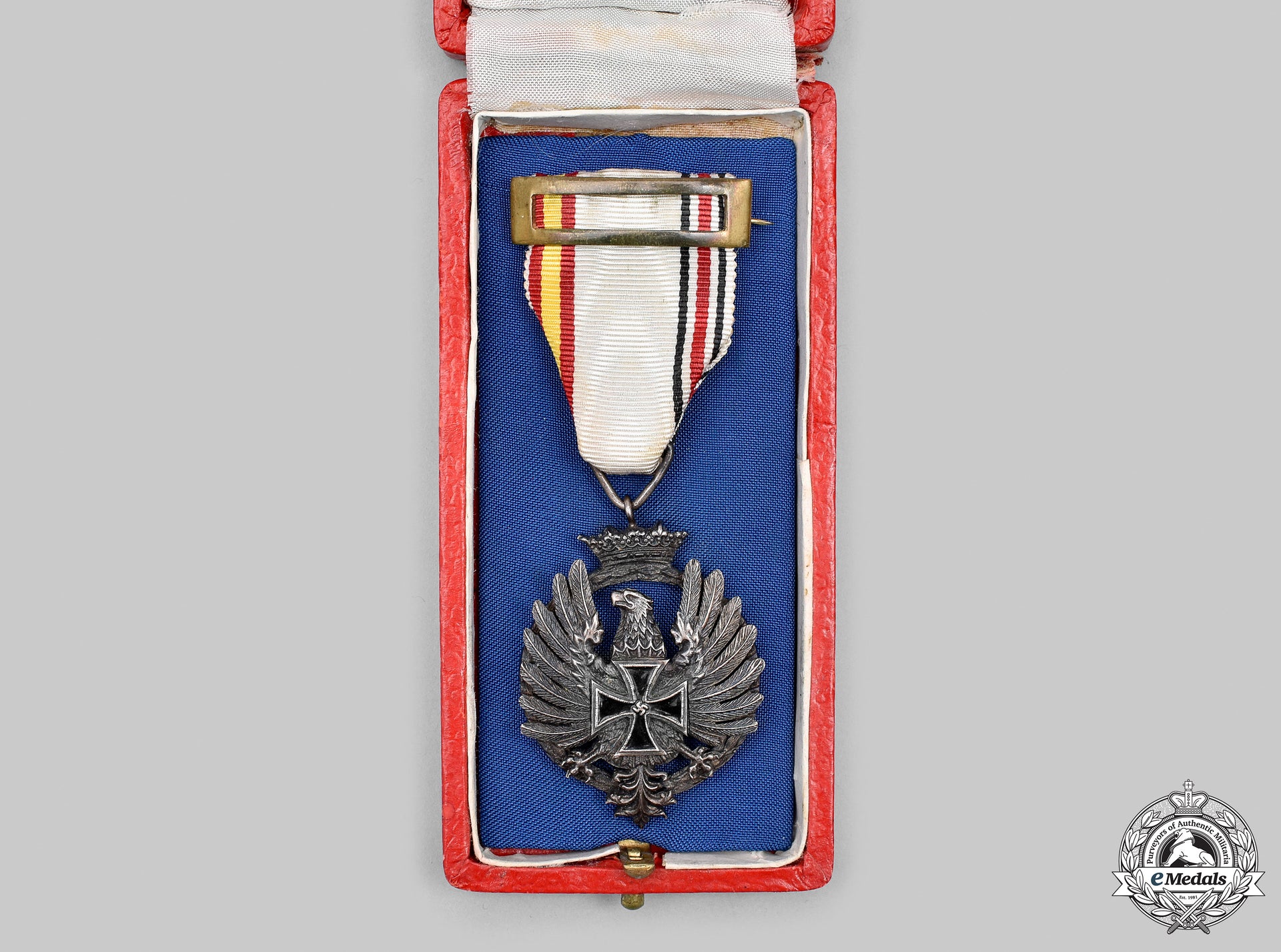 spain,_fascist_state._a_medal_of_the_russian_campaign,_officer's_version_with_case,_c.1943__mnc8641_m20_0928