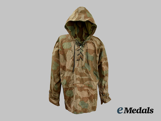 germany,_wehrmacht._a_splinter_pattern_camouflage_smock,_with_net__mnc8755