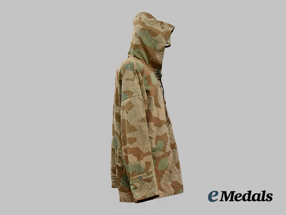 germany,_wehrmacht._a_splinter_pattern_camouflage_smock,_with_net__mnc8758