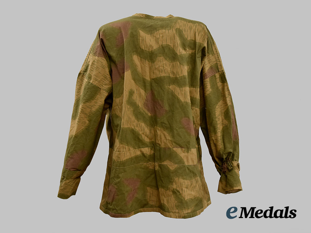 germany,_wehrmacht._a_marsh_pattern_camouflage_hoodless_smock__mnc8764