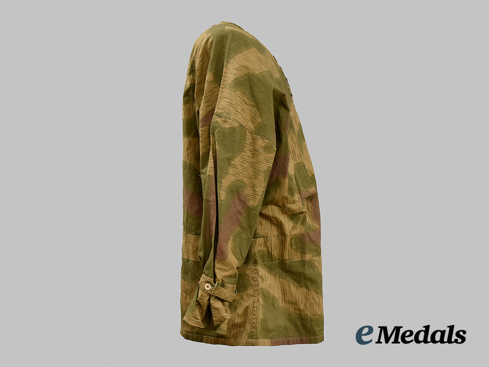 germany,_wehrmacht._a_marsh_pattern_camouflage_hoodless_smock__mnc8765