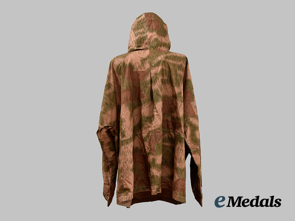 germany,_wehrmacht._a_marsh_pattern_camouflage_hooded_smock__mnc8775