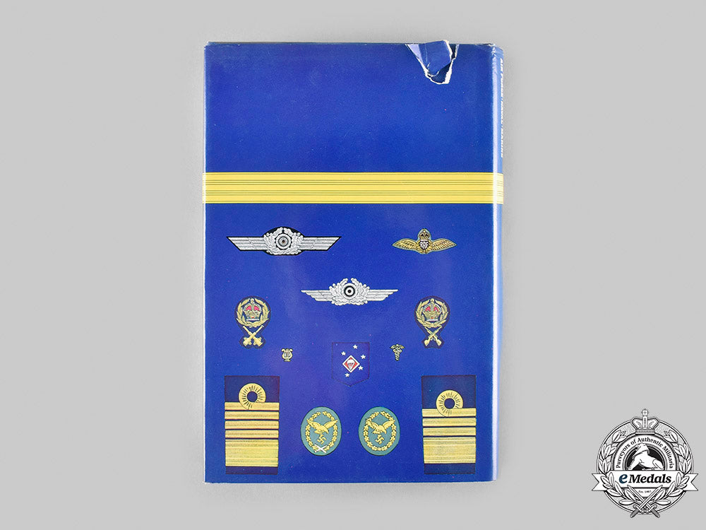 international._badges_and_insignia_of_world_war_ii:_air_force,_naval,_and_marine,_by_guido_rosignoli__mnc9084_m20_02024