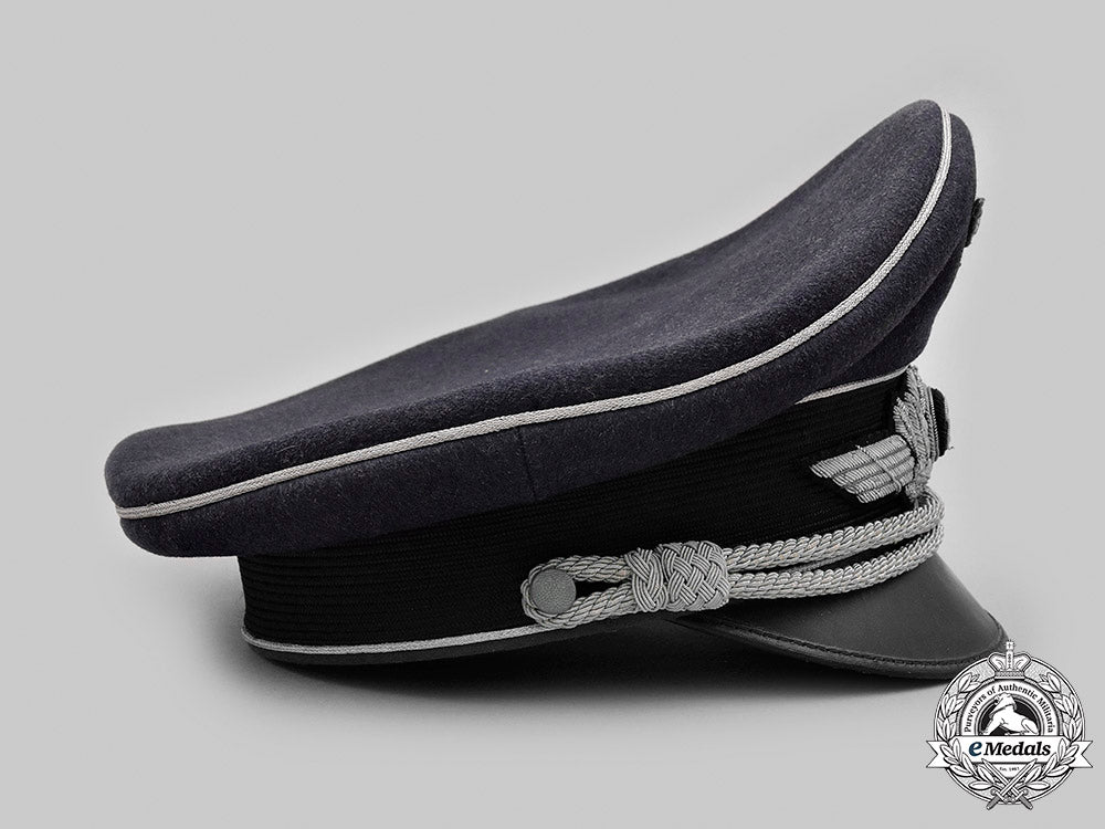 germany,_luftwaffe._an_officer’s_visor_cap,_by_erel__mnc9269_m20_01952_1