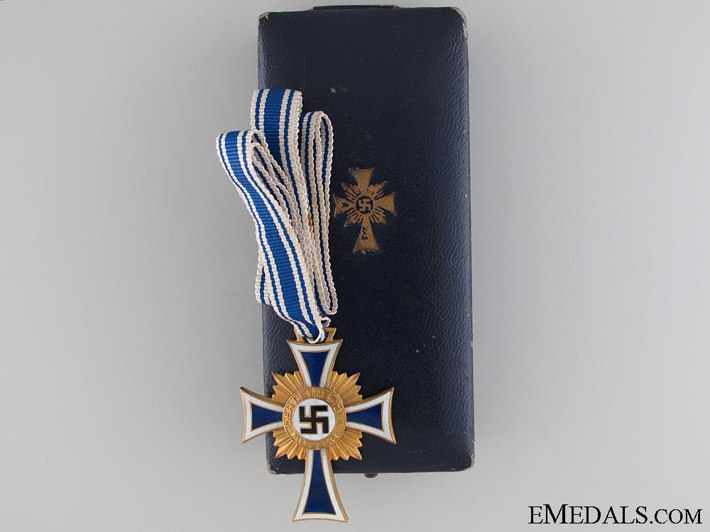 mother's_cross-_gold_grade&_cased_mother_s_cross___52fcec56c3aa4