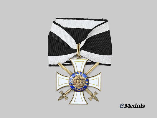 prussia,_kingdom._an_order_of_the_crown,_i_i_class_cross_with_swords,_c.1917_e_medals__g62842_2