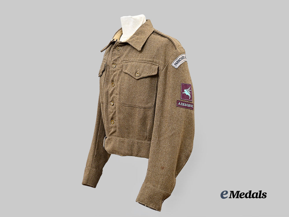 united_kingdom._a_parachute_regiment_battle_blouse,_by_rego_clothiers_ltd1944_e_medals__g_b8258_4