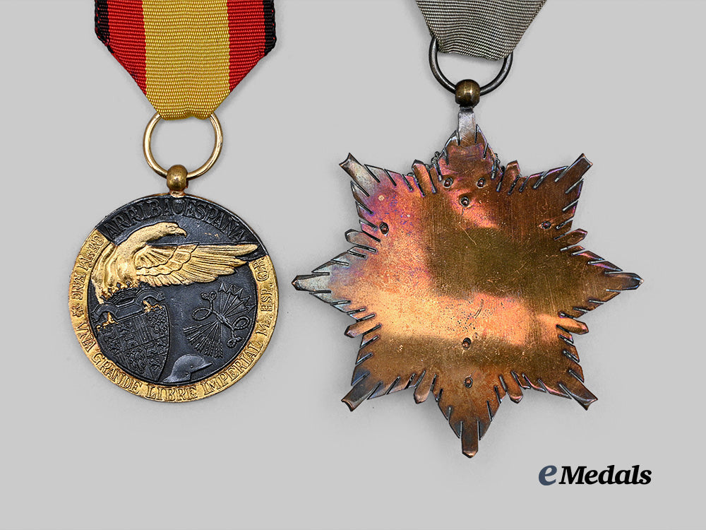 spain,_fascist_state._an_order_of_agricultural_merit_and_civil_war_medal_e_medals__m0625-119_5