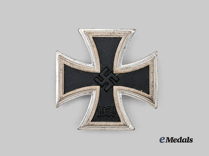 germany,_wehrmacht._a1939_iron_cross_i_class,_with_case,_by_c._f._zimmermann_e_medals__g61756_5
