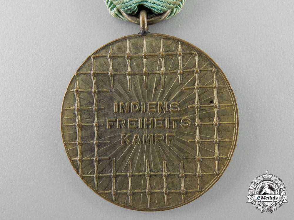 a1942-45_free_india_medal_n_148