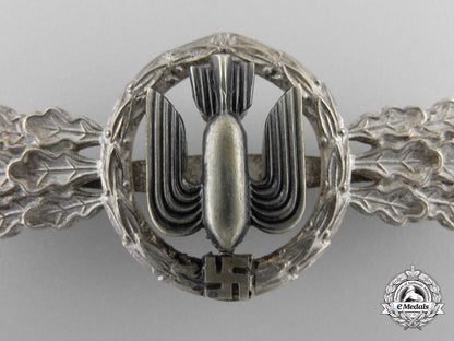 a_luftwaffe_squadron_clasp_for_bomber_pilots;_silver_grade_by_g.h._osang_n_161