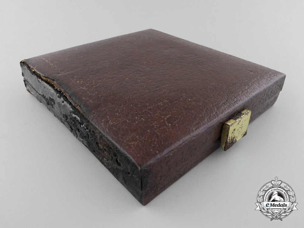 an1984_sarajevo_winter_olympics_participant's_medal_with_case_n_180