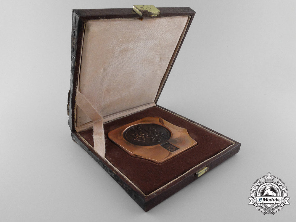an1984_sarajevo_winter_olympics_participant's_medal_with_case_n_181