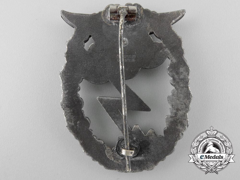 a_luftwaffe_ground_assault_badge_by_g.h._osang_n_279