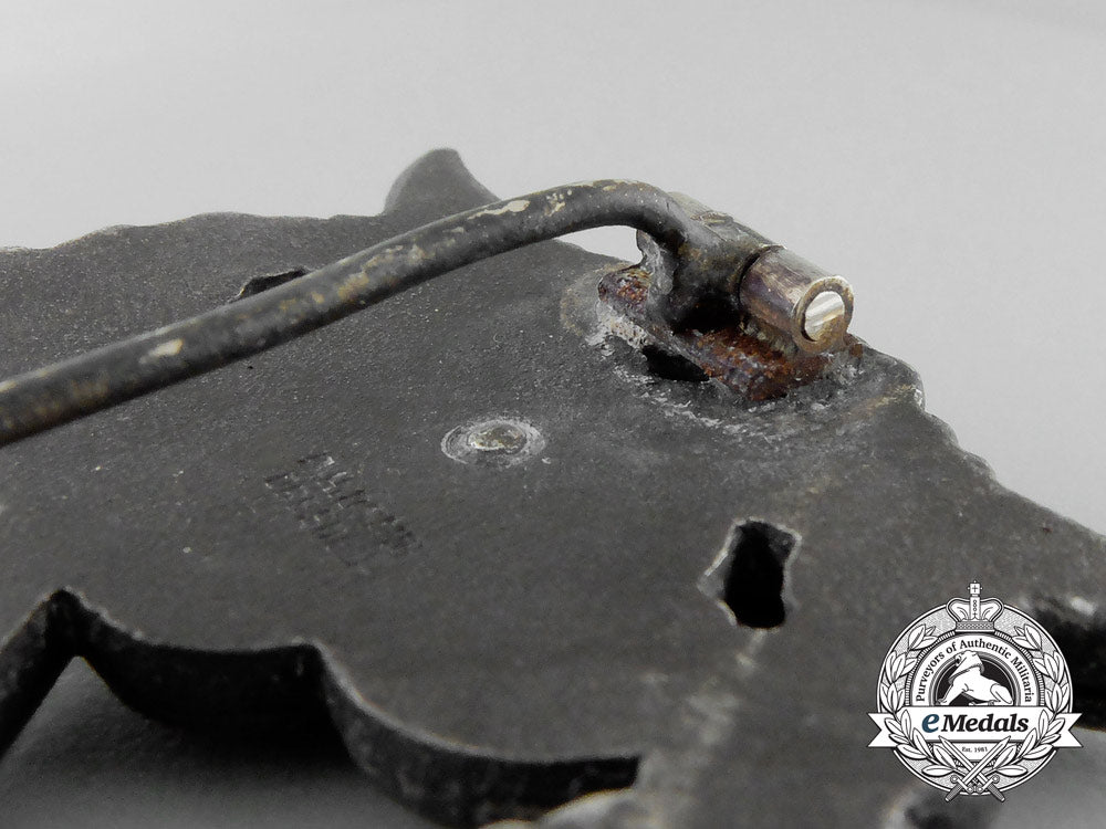 a_luftwaffe_ground_assault_badge_by_g.h._osang_n_284