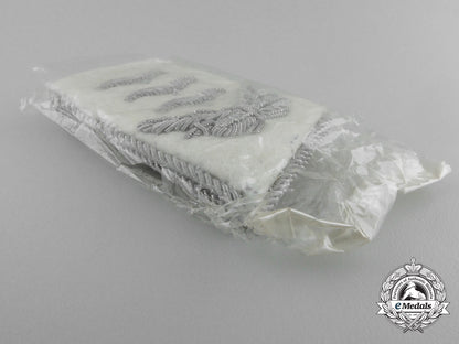 absolutely_mint_set_of_herman_göring_division_hauptmann’s_collar_tabs_n_367