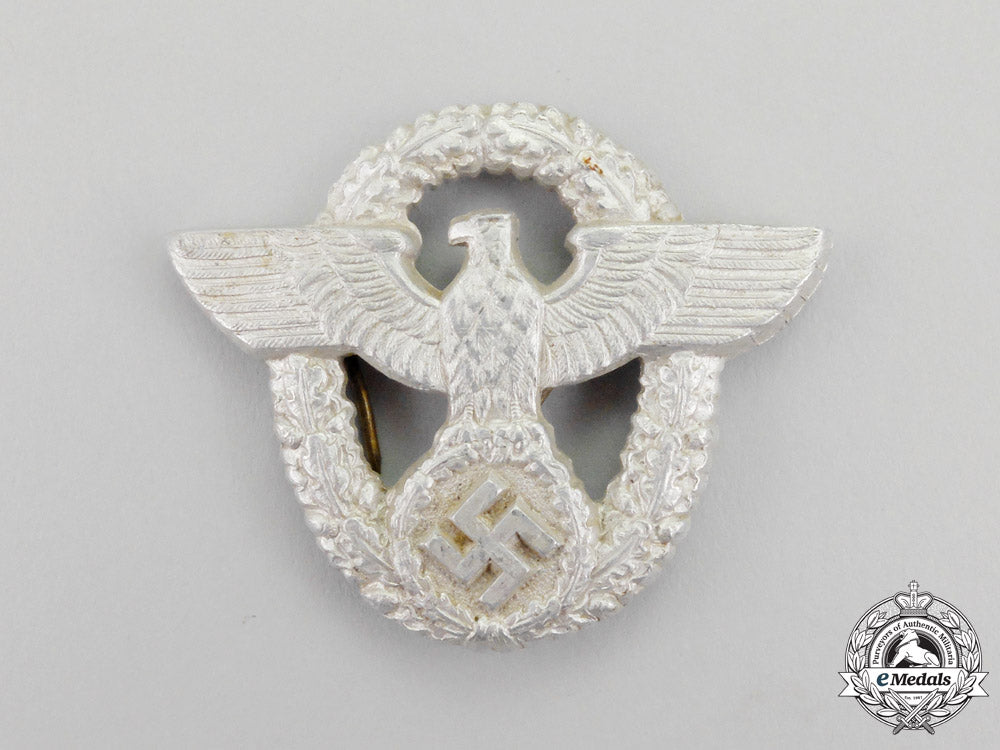 a_mint_and_unissued_second_war_german_police_cap_eagle_n_499_1