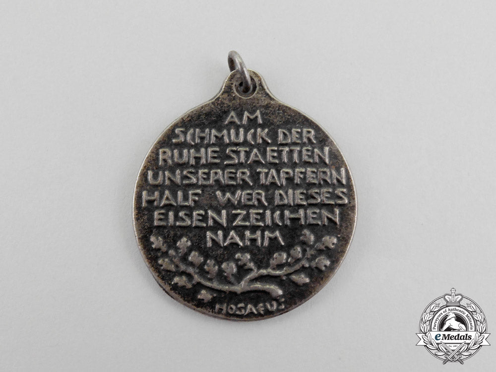 a_first_war_german_medal_for_fallen_comrades_by_hosaeus_n_577_1