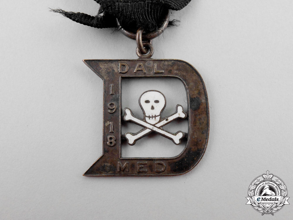 a1918_commemorative_skull&_bones_watch_fob_n_589_1