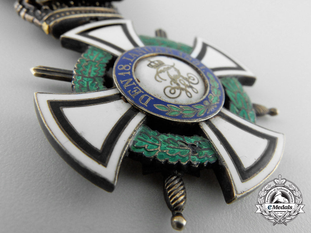 a_house_order_of_hohenzollern;_knight's_cross_with_swords_n_618