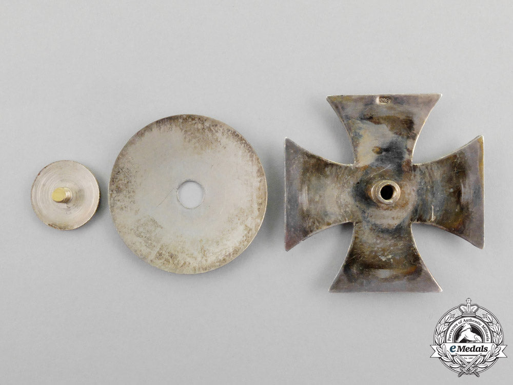 a_silver_iron_cross1914_first_class;_screwback_version_n_743_1