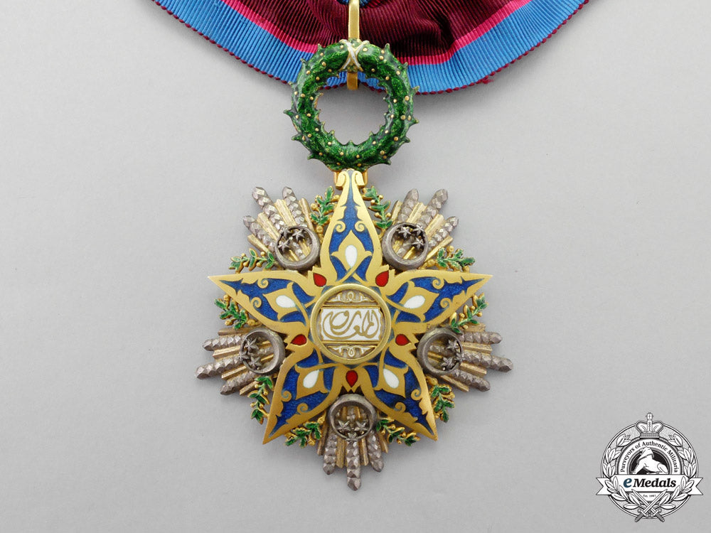 egypt._an_order_of_culture(_aka_order_of_education)(_nishan_al-_ma'araf),_commander1_st_class_in_gold_n_842_1
