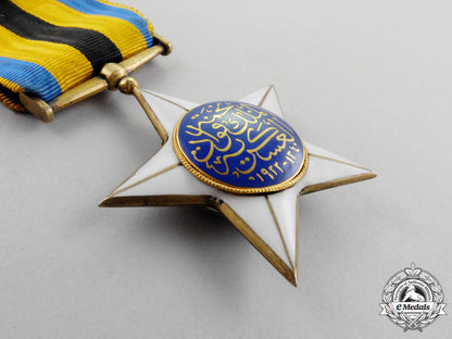 egypt._an_order_of_the_military_star_of_king_fouad_i_with_gold_n_915_1