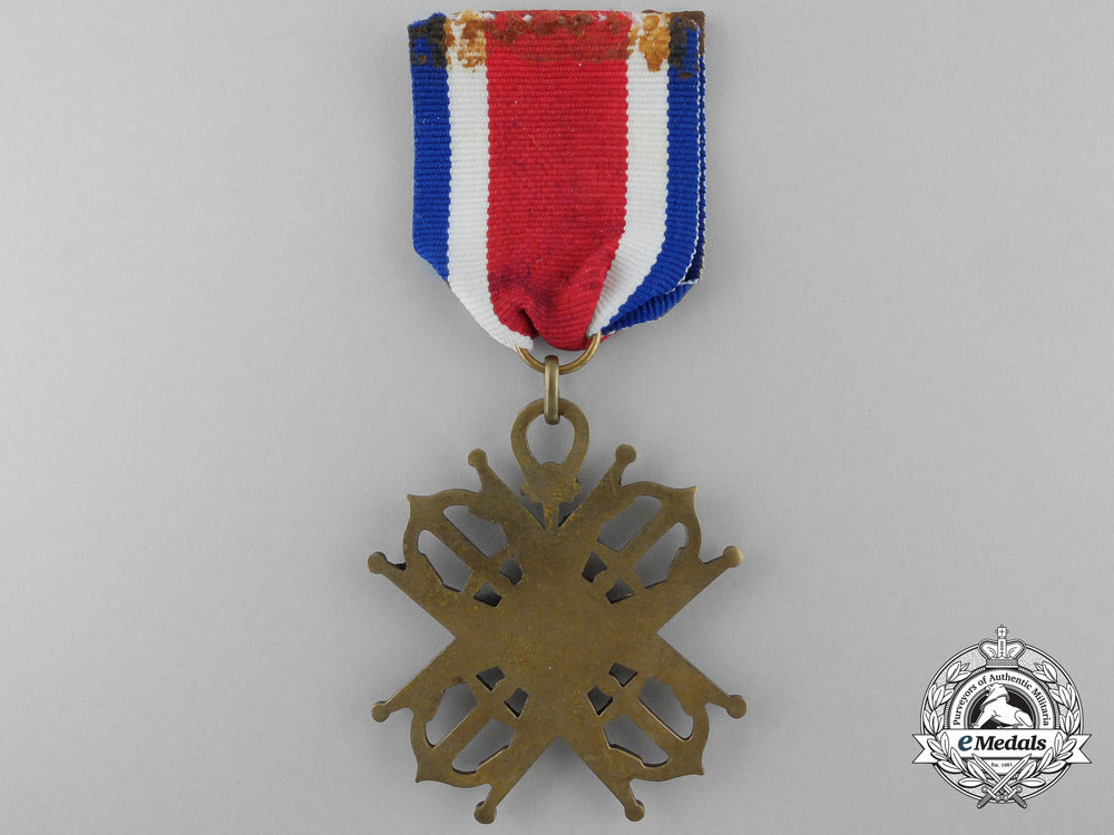 a_chilean_naval_cross_for_onboard_service;_grand_cross_n_930