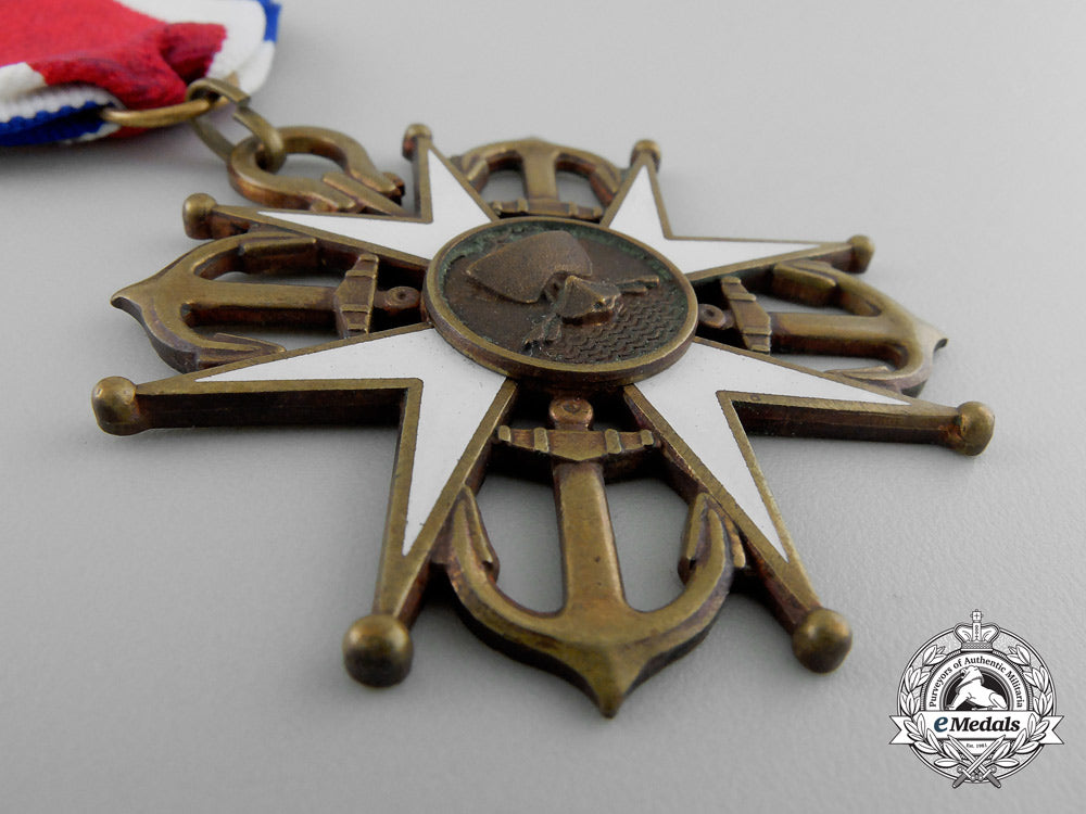 a_chilean_naval_cross_for_onboard_service;_grand_cross_n_931