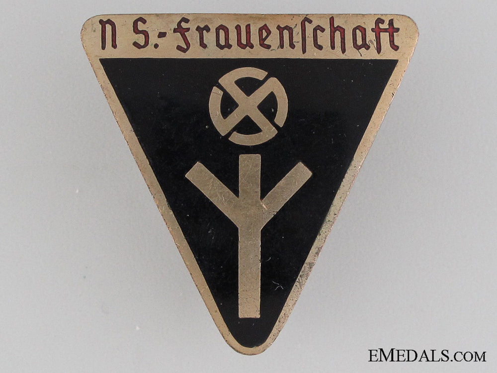 nazi_women's_league_membership_badge,_type_iii_nazi_women_s_lea_52ebc43d92194