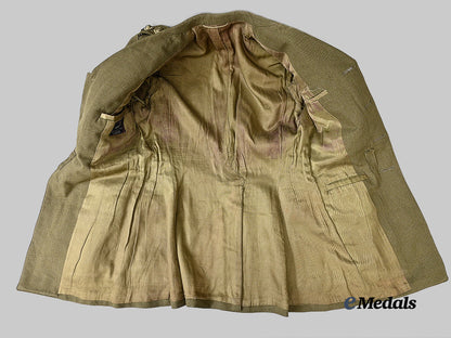 canada,_commonwealth._a_royal_canadian_armoured_corps_lieutenant_uniform,_named_e_medals__c7647_15