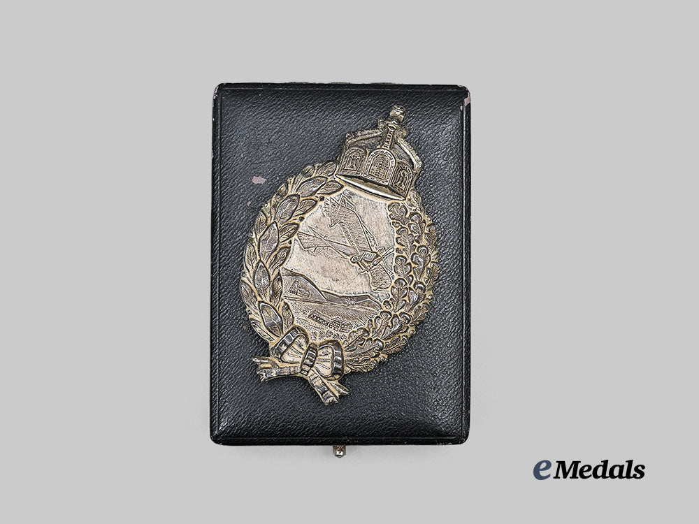germany,_imperial._a_pilot’s_badge,_type3,_with_maker-_matched_case_by_c._e._juncker_e_medals__g62753_5