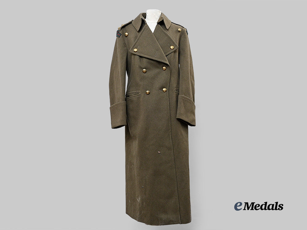 canada,_commonwealth._a_royal_canadian_armoured_corps_lieutenant_uniform,_named_e_medals__c7647_17