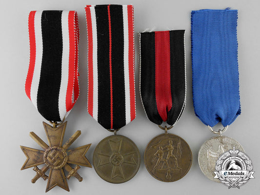 four_second_war_german_medals_and_awards_o_240