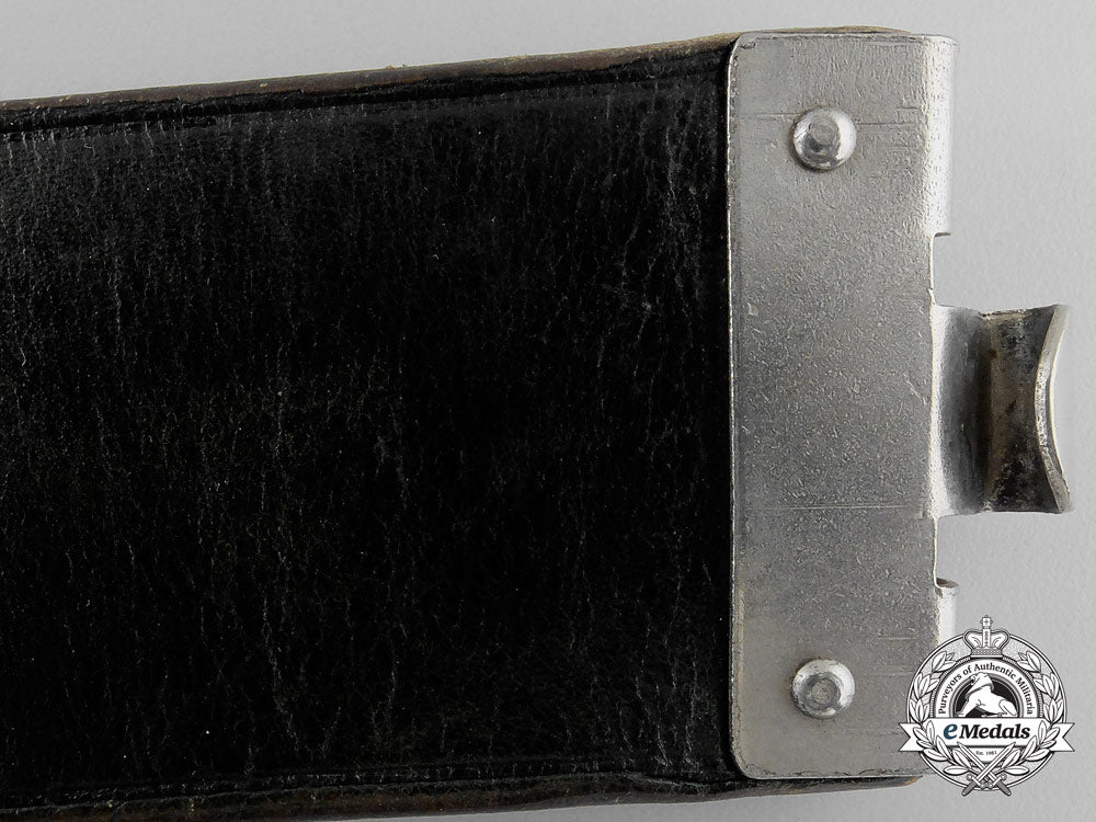 an_hj_belt_with_shoulder_strap;_rzm_marked_o_308