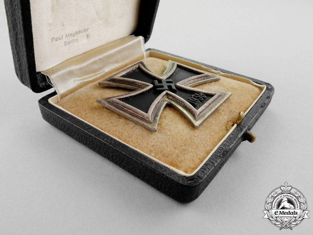 an_iron_cross1939_first_class_by_paul_meybauer_in_its_matching_case_of_issue_o_321_1