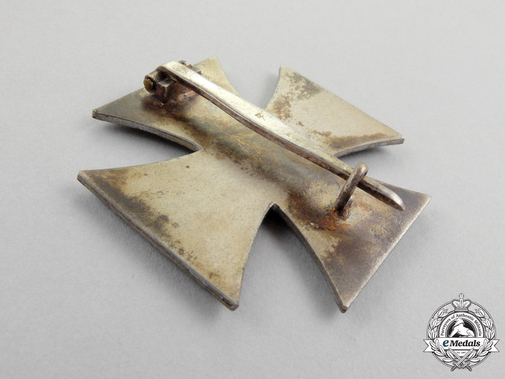 an_iron_cross1939_first_class_by_paul_meybauer_in_its_matching_case_of_issue_o_326_1