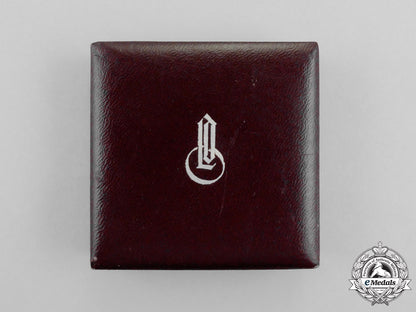 a1940_model_ldo_cased_silver_grade_wound_badge_by_c.f._zimmermann_o_335