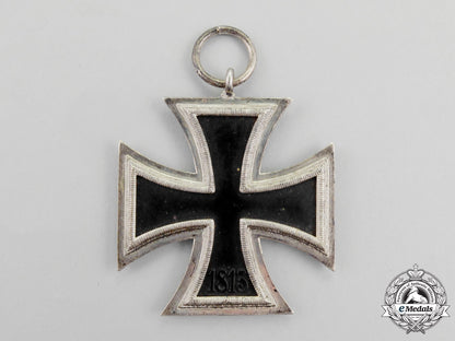 an_iron_cross1939_second_class_with_its_matching_boutonniere_o_352_2