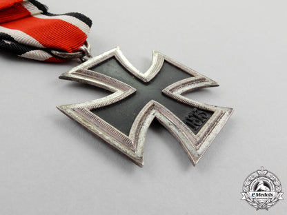 an_iron_cross1939_second_class_with_its_matching_boutonniere_o_355_1